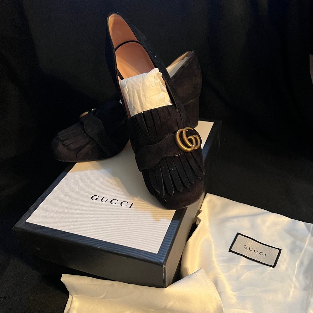 GUCCI Running GG Logo Suede Pumps - Never Worn